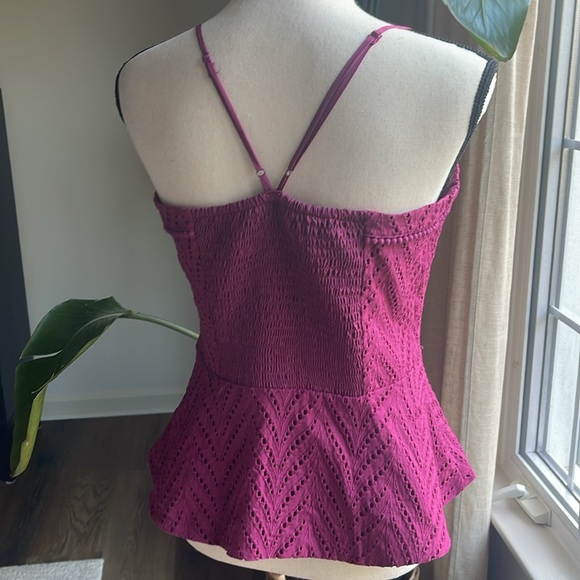 White House Black Market Fuchsia Lace Eyelet Camisole Size 8 - Picture 7 of 12